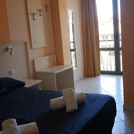 Hotell Maggiore Castelletto sopra Ticino